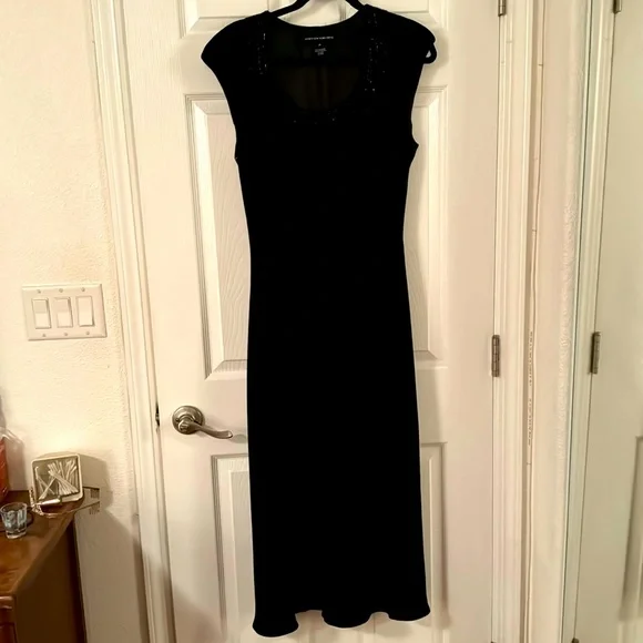 Jones New York | Dresses | Jones Of New York Black Sequined Long Semi  Formal Dress Size 4 | Poshmark